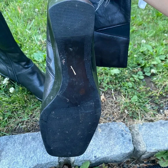 Vintage 90s boots - Picture 6 of 10